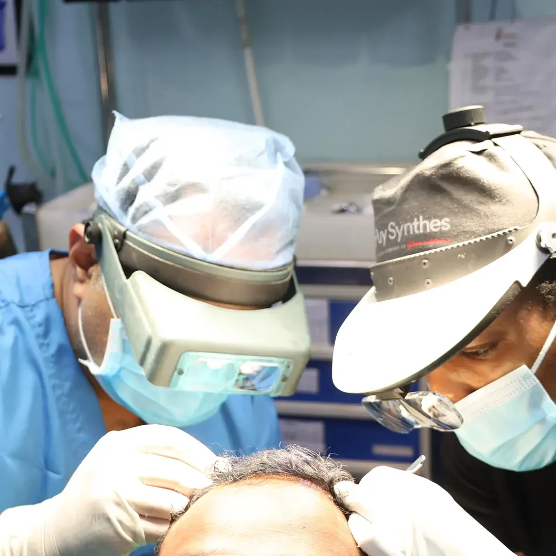 Hands-on FUE & FUT Hair Transplant Training (Saraswat Hospital, Agra)