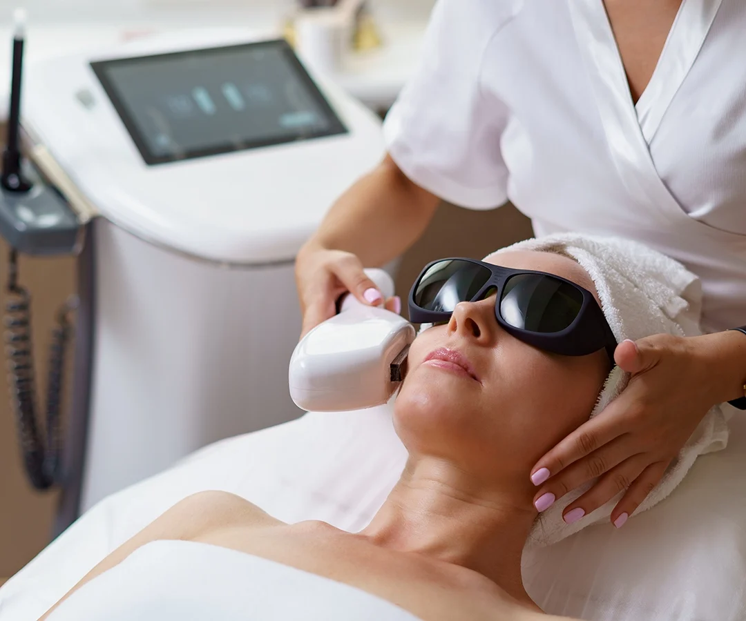 Laser Treatments in India | Benefits, Side Effects & Cost